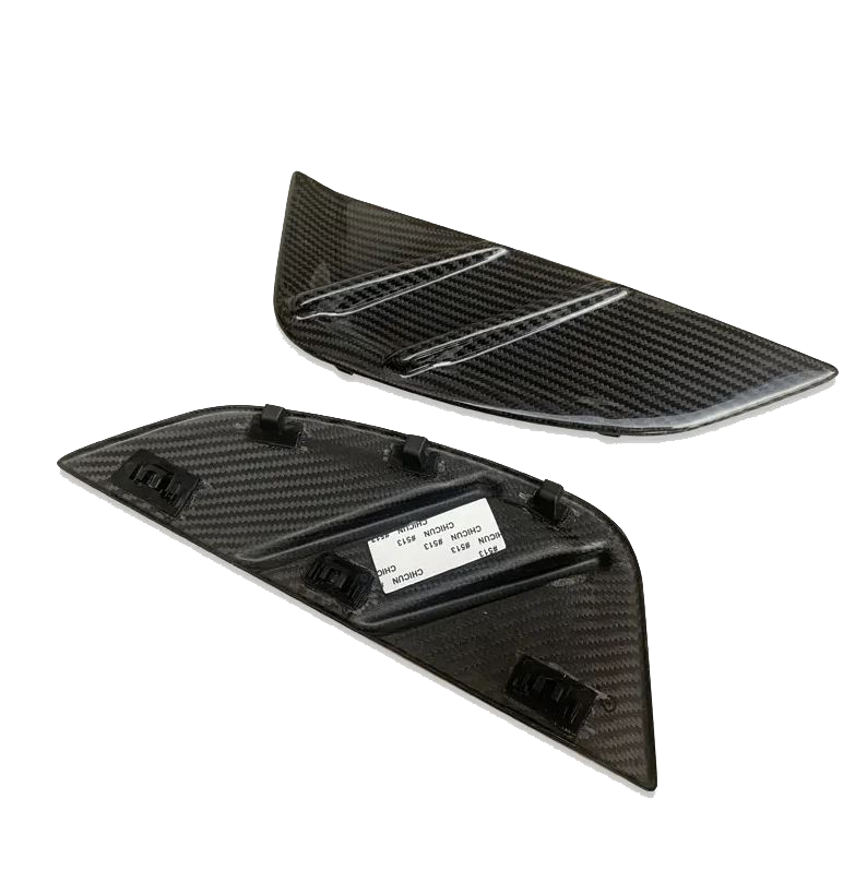 G8X M3/M4 Carbon Fiber Side Vent Panel